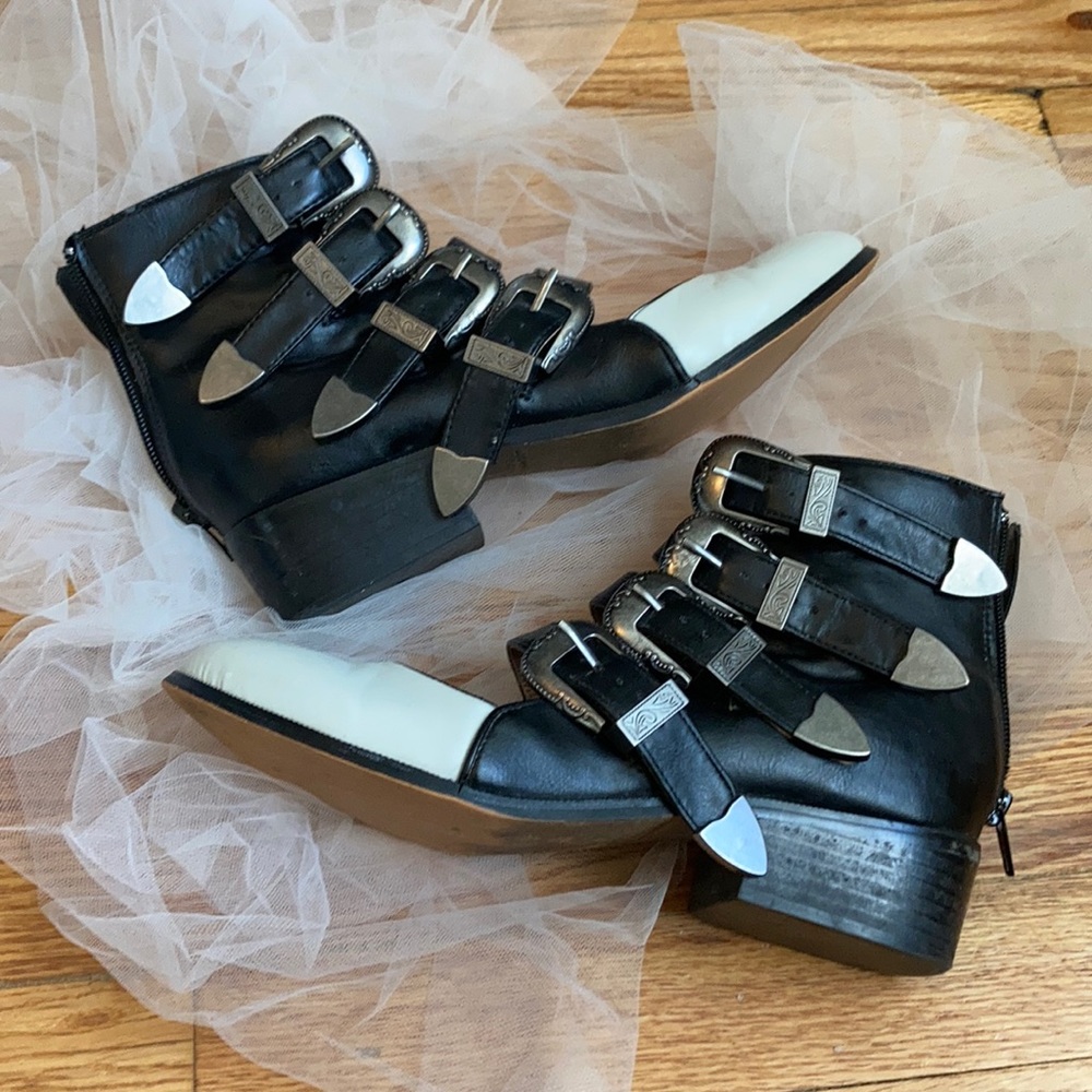 Zigi Soho black & white western buckle booties